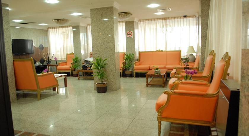 Апарт отель Deebaj Al Khabisi Plaza Дубай Экстерьер фото