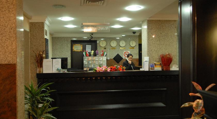 Апарт отель Deebaj Al Khabisi Plaza Дубай Экстерьер фото