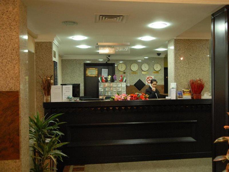 Апарт отель Deebaj Al Khabisi Plaza Дубай Экстерьер фото